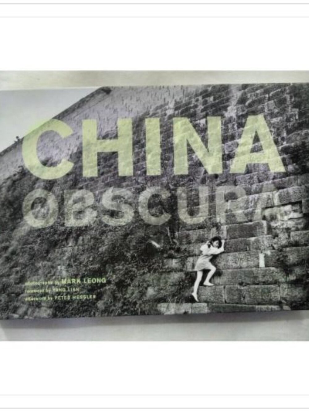 China Obscura Mark Leong 2004 First Edition Paperback Book Vintage Novel Read